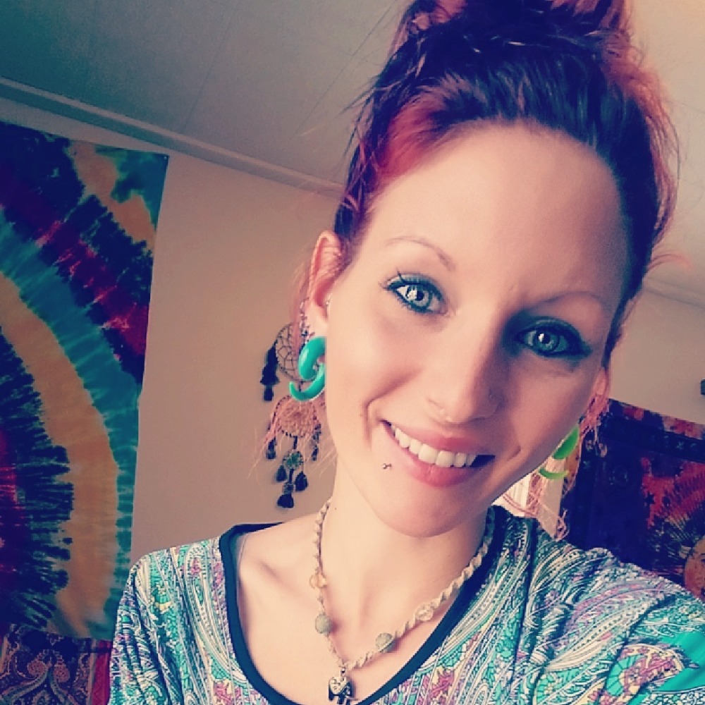🦋Meet your Posher, Jenessa